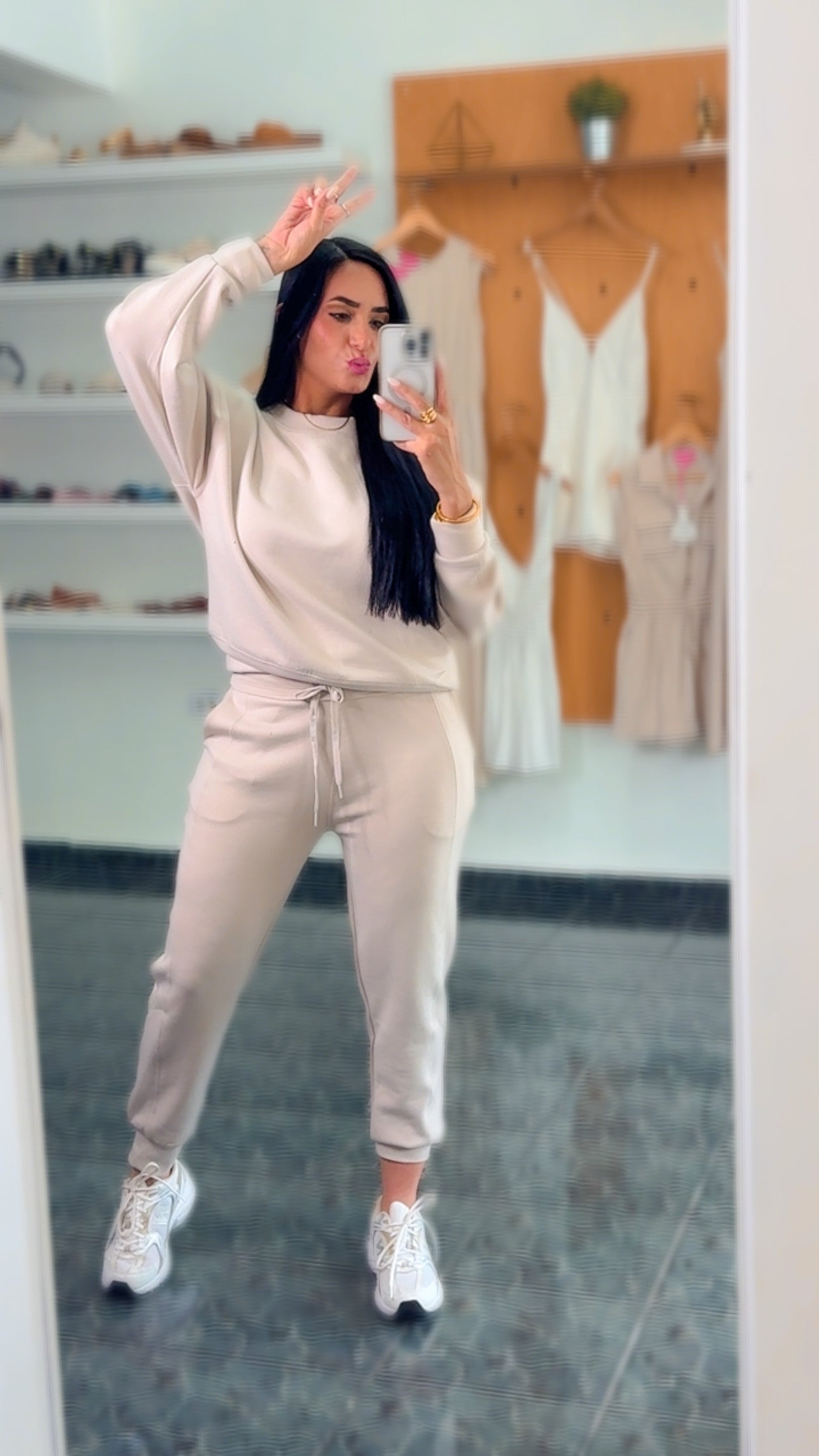 Sand Pullover Jogger Set