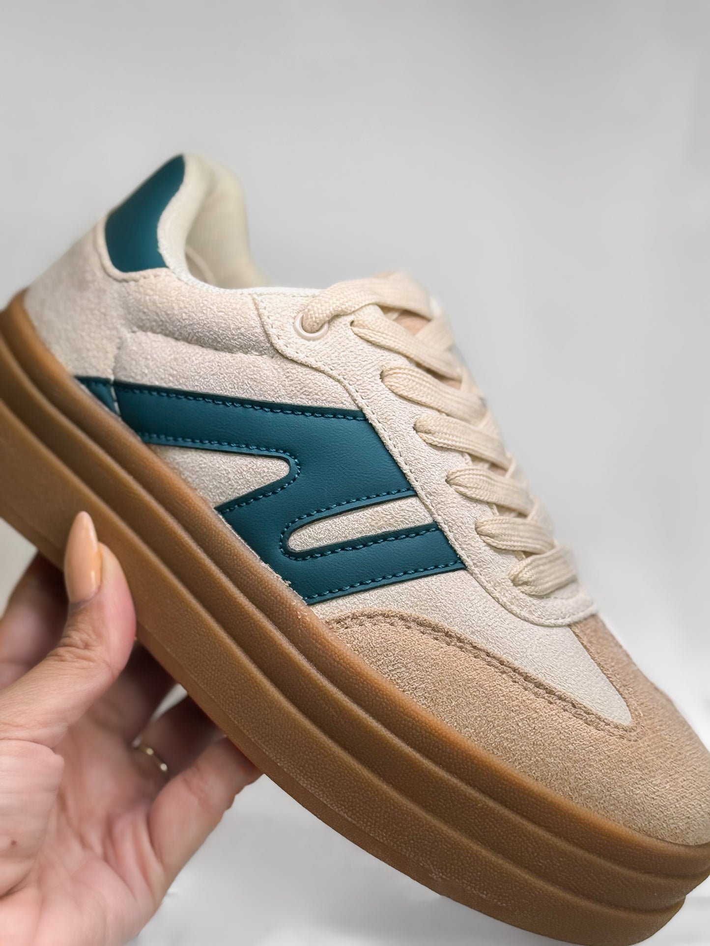 Lorena Green-Beige Plataform Sneaker
