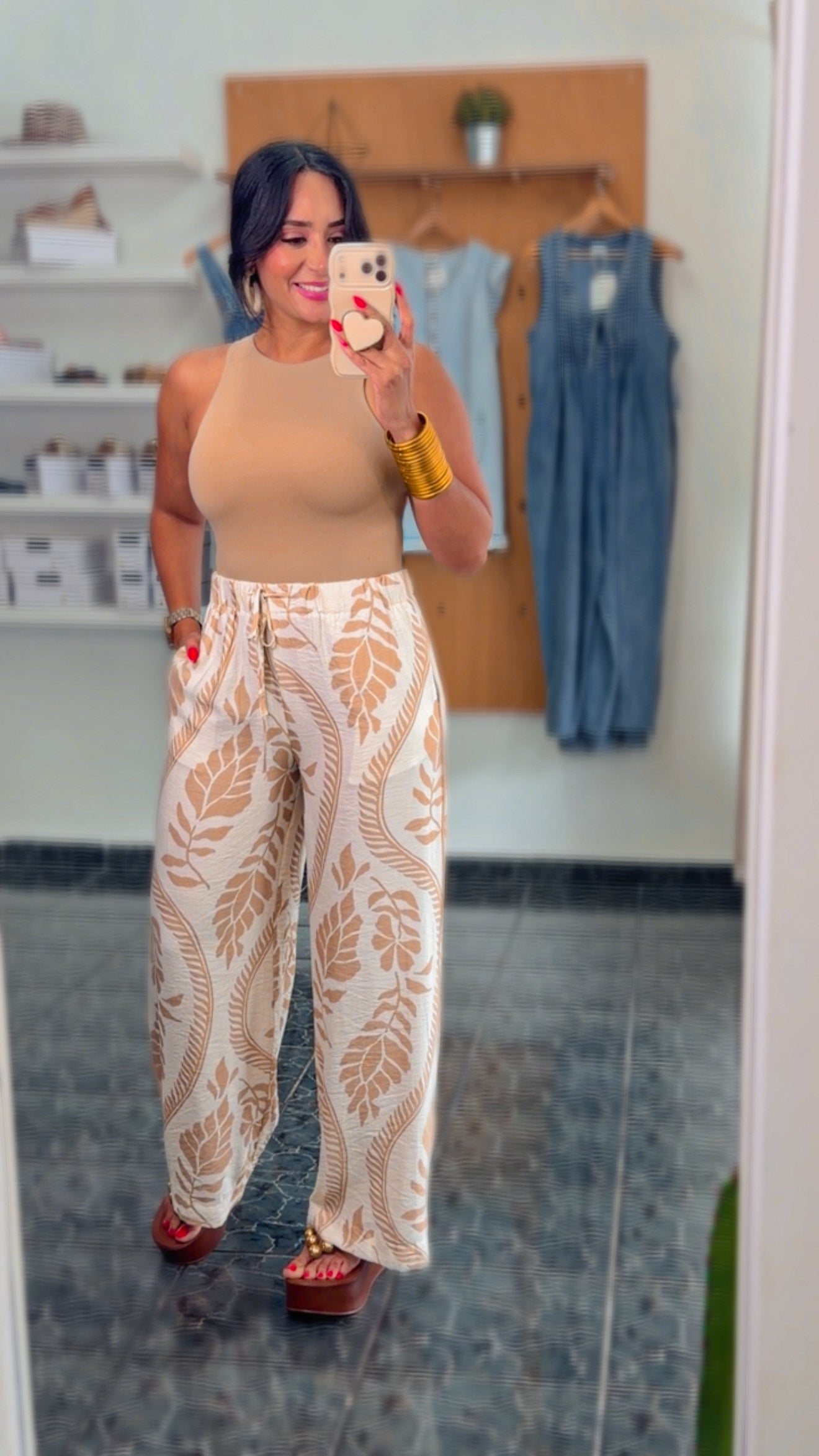 Ivory/Beige Elastic Waist Wide Leg Pants