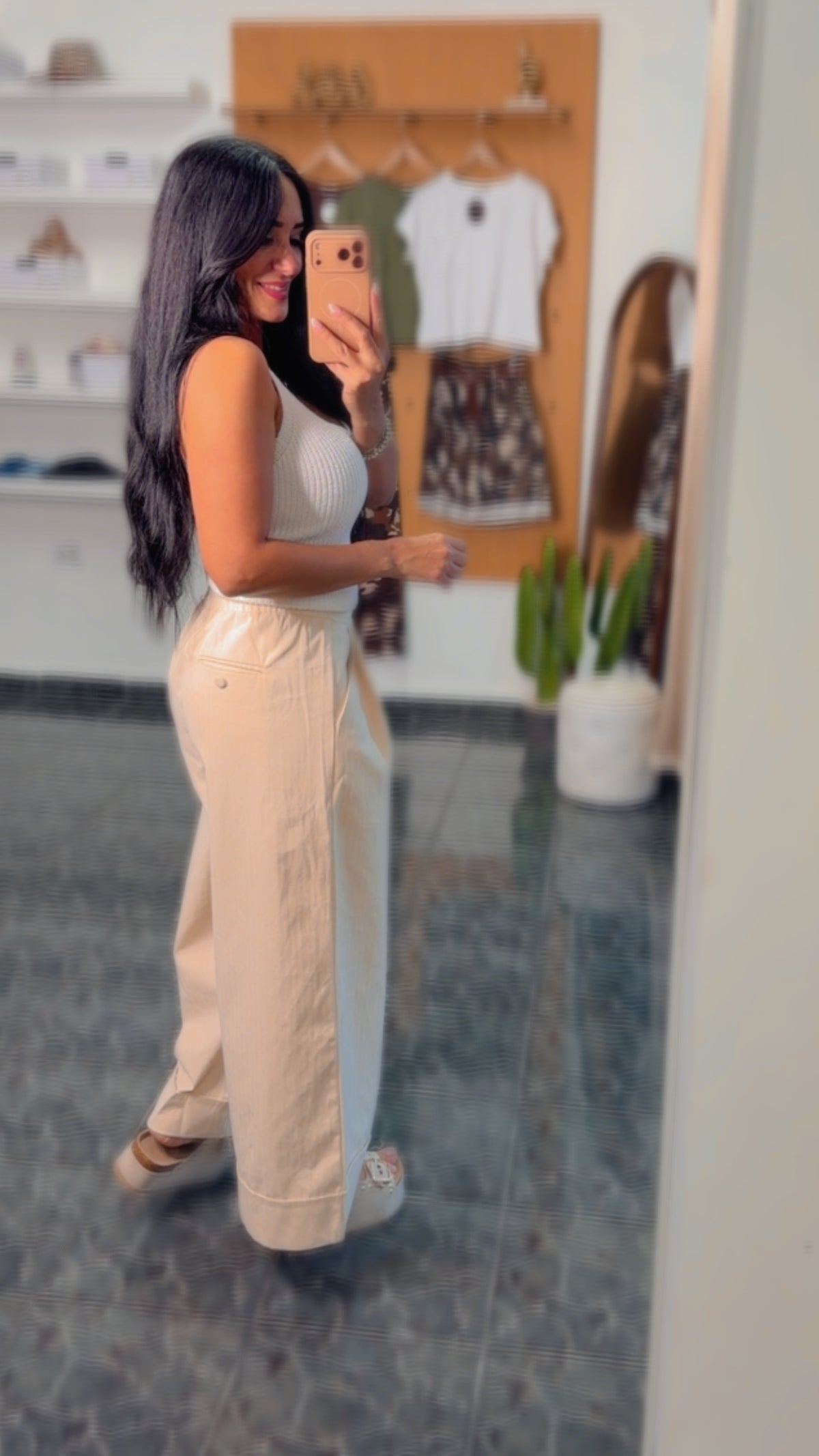 Ivory Cotton Elastic Waist Pleated Pant