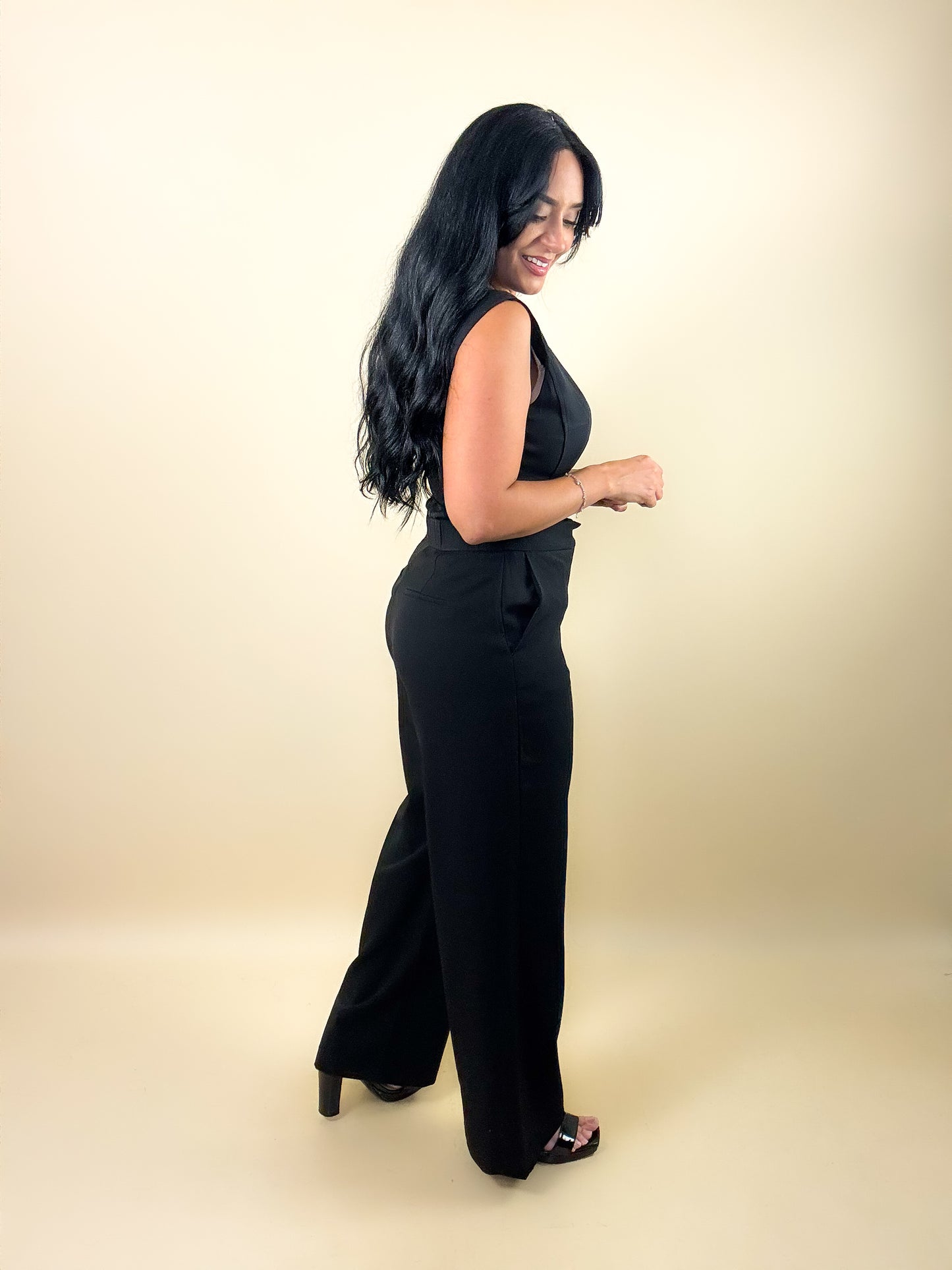 Black Mid Rise Trouser