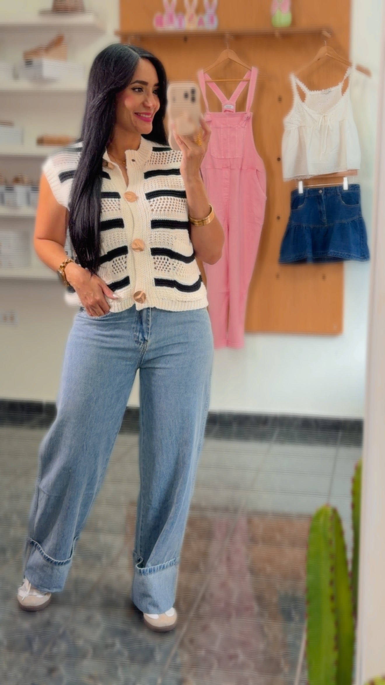 Cuffed Wide Leg Jeans