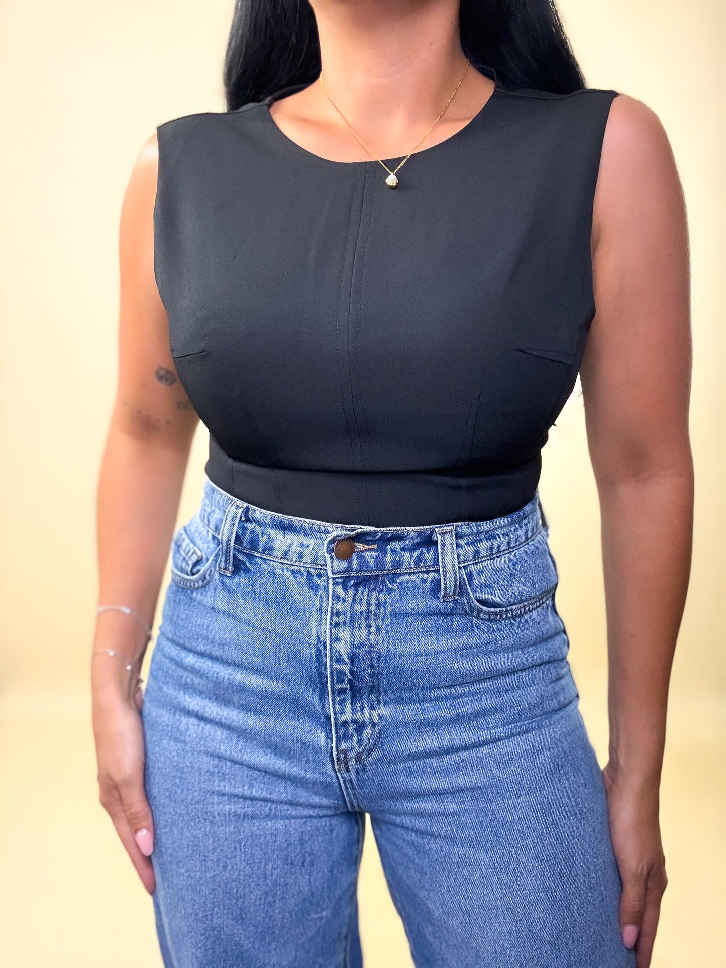 Black Sleeveless Fitted Top