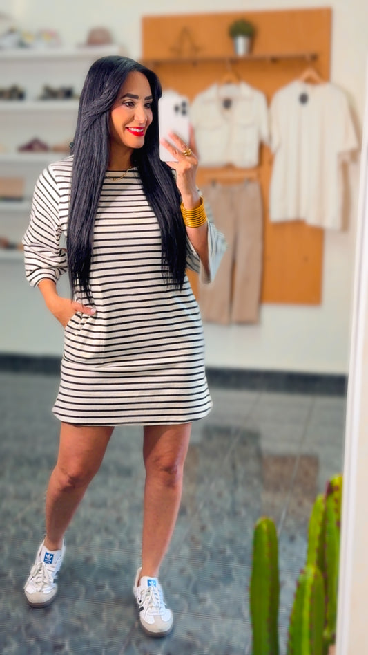 Black Striped Round Neck Half-Sleeve Dress