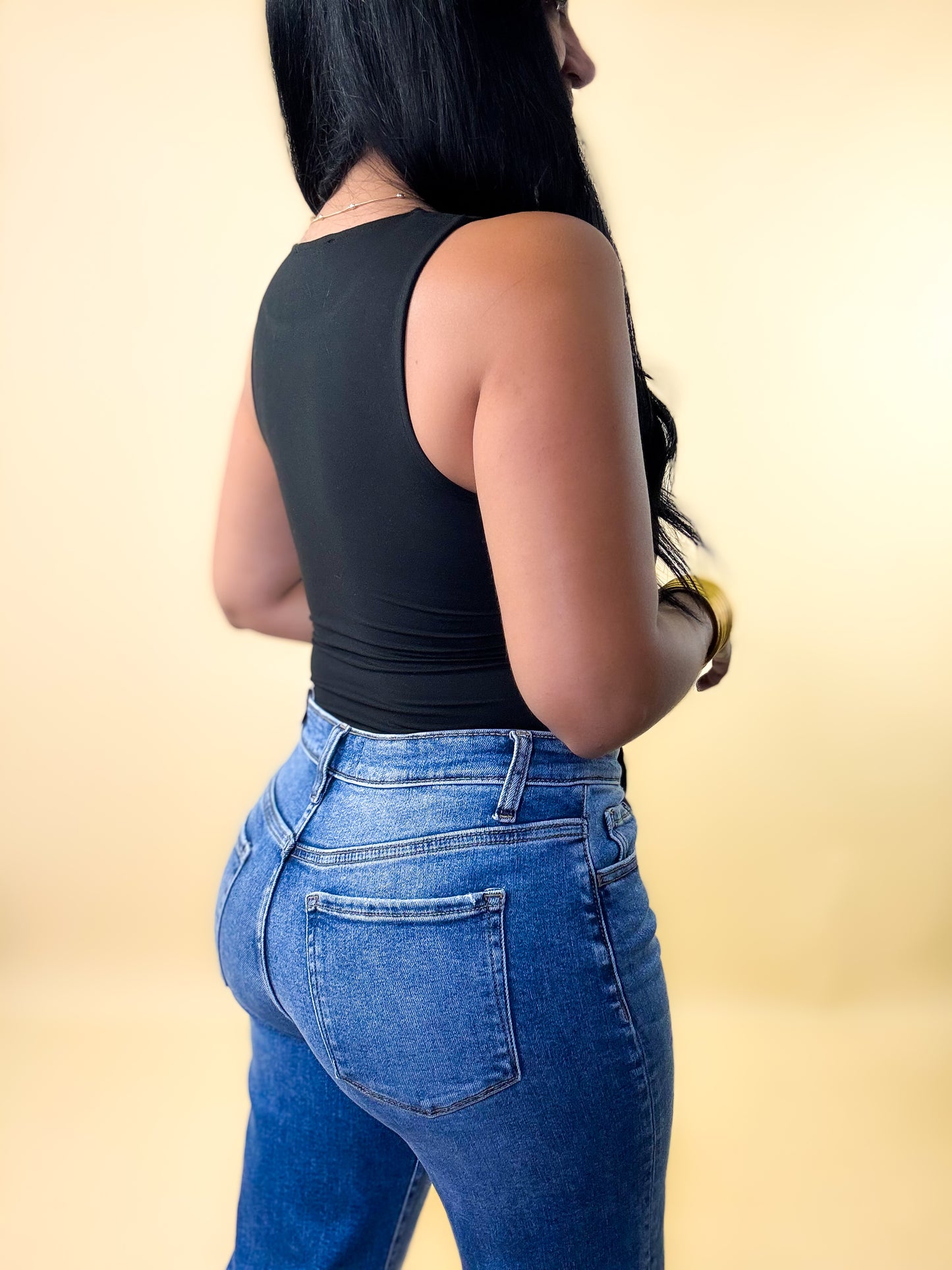Straigth Leg Medium Wash Jeans